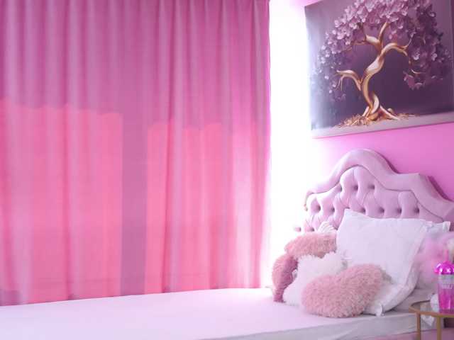 AnnSoleil live webcam show