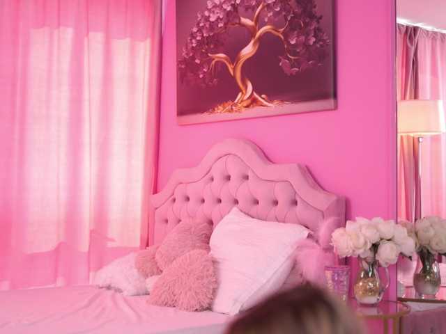 AnnSoleil live cam on BongaCams