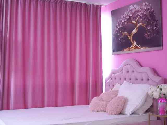 AnnSoleil Sex Cam Show