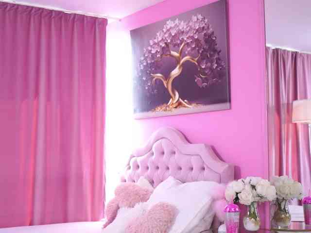 AnnSoleil Live Webcam on BongaCams