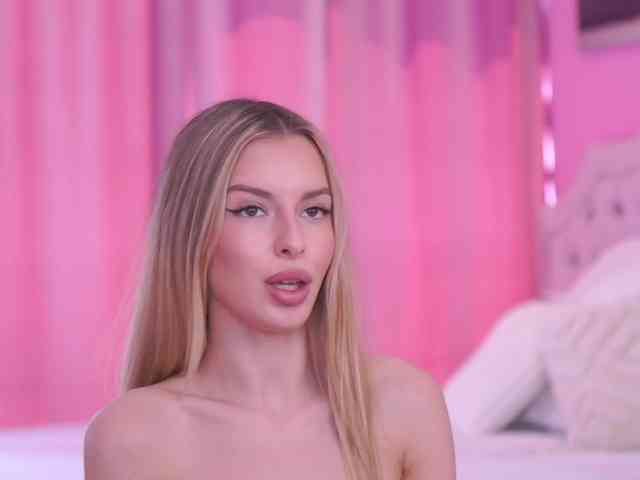 AnnSoleil Live Webcam on BongaCams
