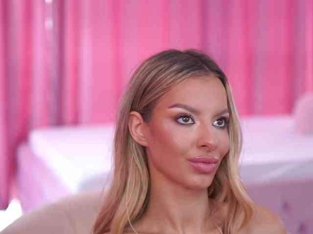 AnnSoleil Sex Cam Show