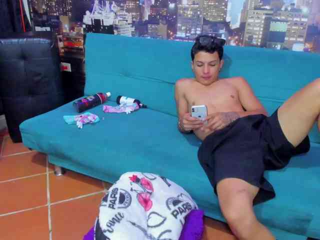 Playhard666 webcam