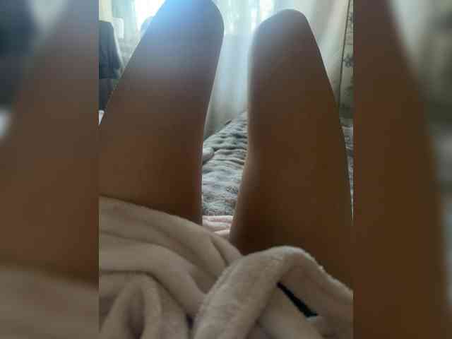 Эта модель сейчас онлайн. KarinmagerySOLO