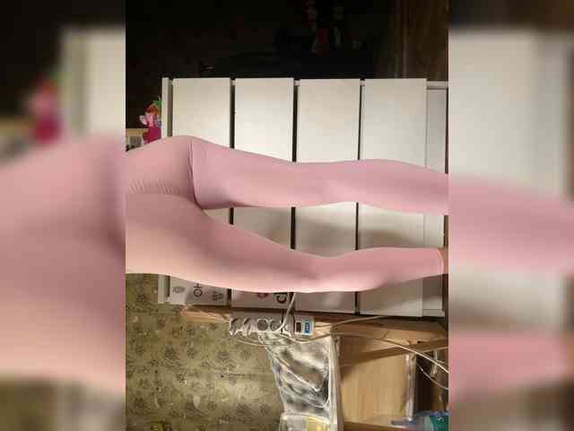 KarinmagerySOLO webcam