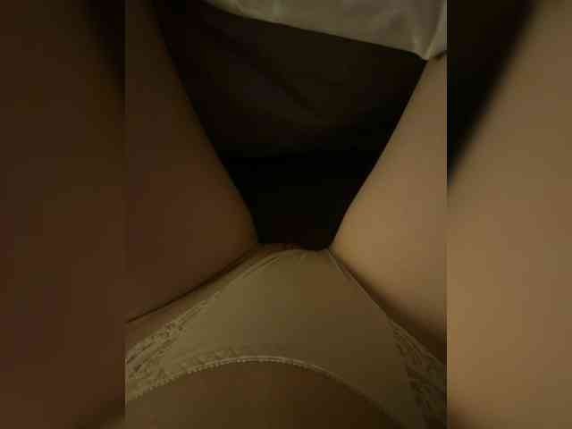 KarinmagerySOLO webcam