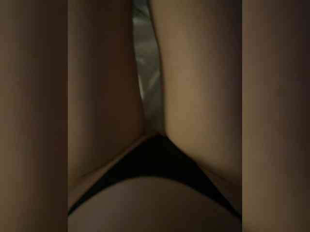 KarinmagerySOLO webcam