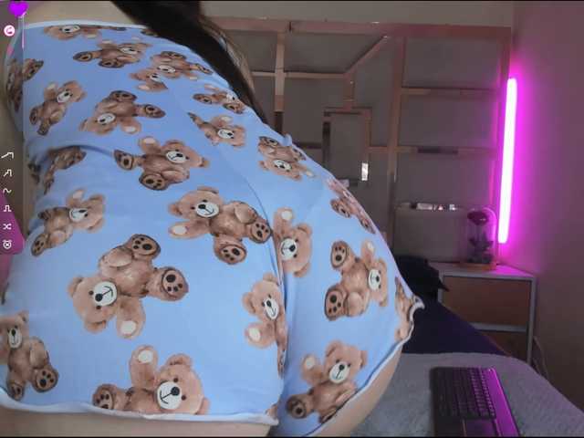 brenda-mejiaa's BongaCams show and profile