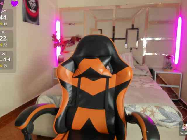 Model: brenda-mejiaa