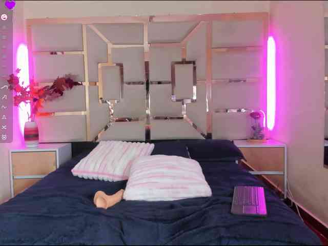 brenda-mejiaa webcam