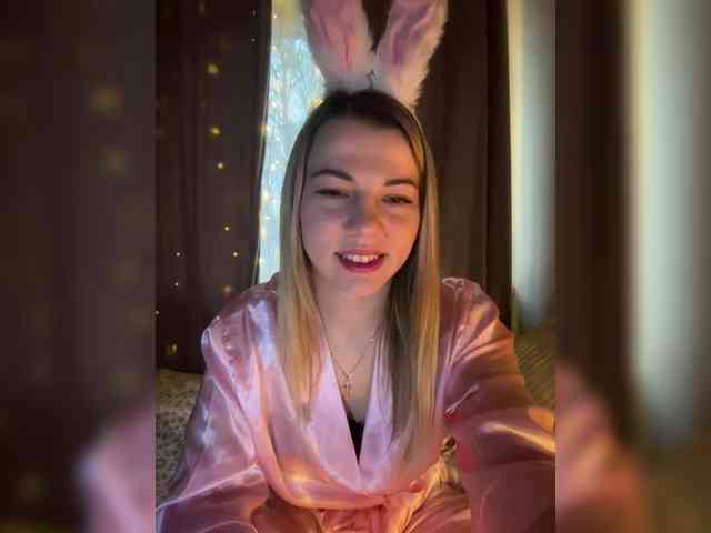 BlushingKitten webcam