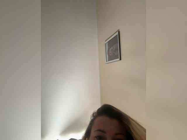 BlushingKitten webcam