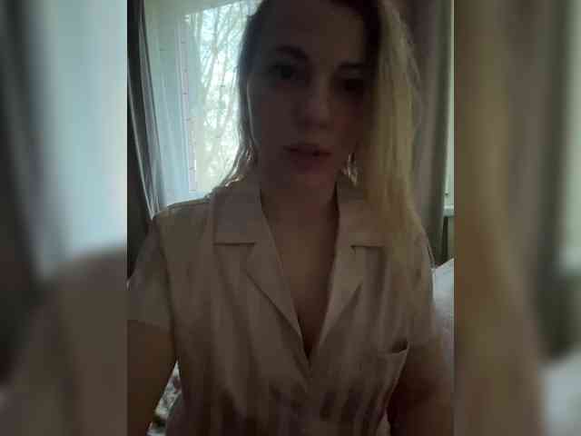 BlushingKitten webcam