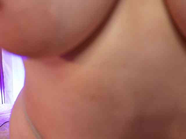 Modelo: SalomeRossi