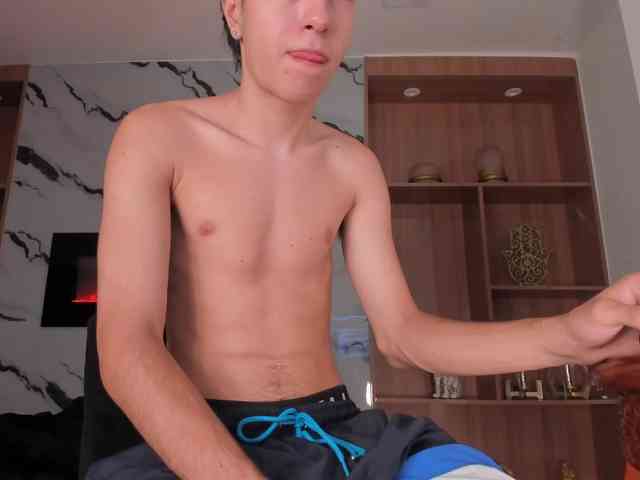Dallen-Grant Sex Cam Show