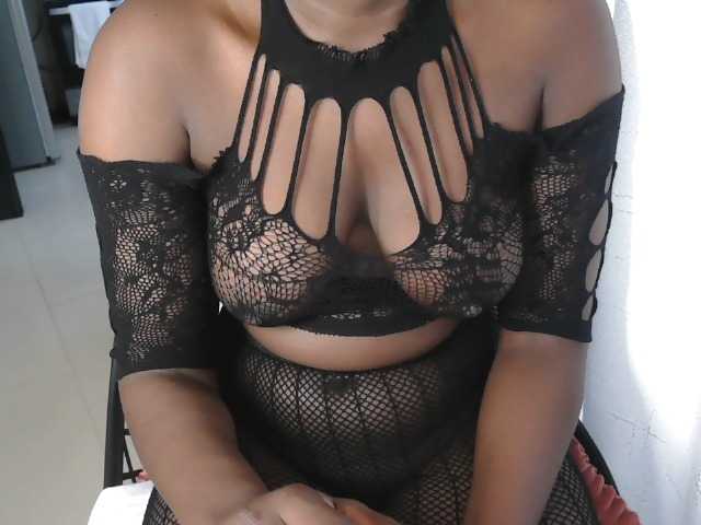 Savagehun21 live cam on BongaCams