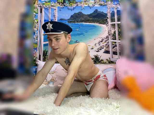 GlozLordik Live Webcam on BongaCams