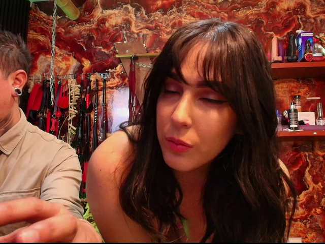 MASTER-N-BUNNIE's BongaCams profile