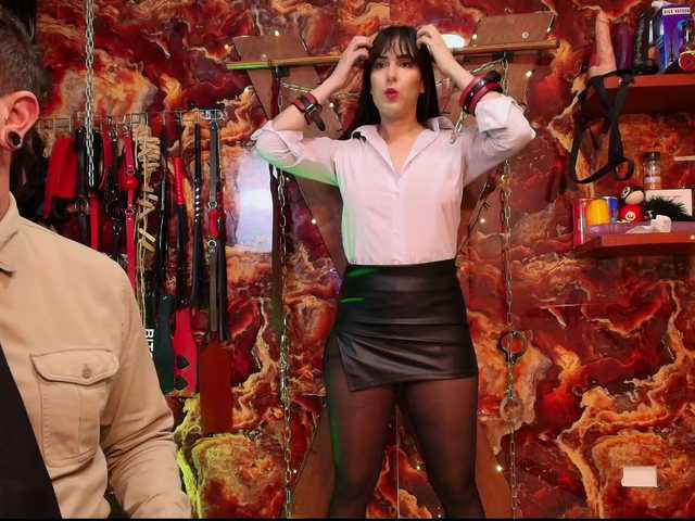  MASTER-N-BUNNIE chat room