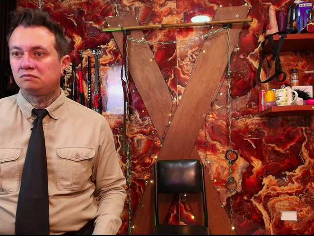 MASTER-N-BUNNIE's BongaCams show and profile