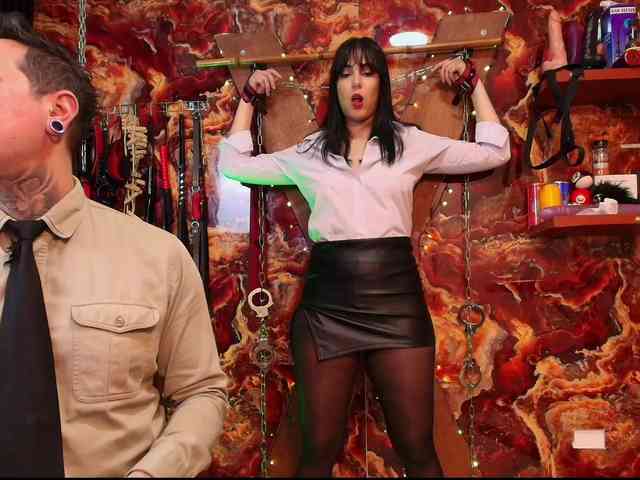 MASTER-N-BUNNIE webcam