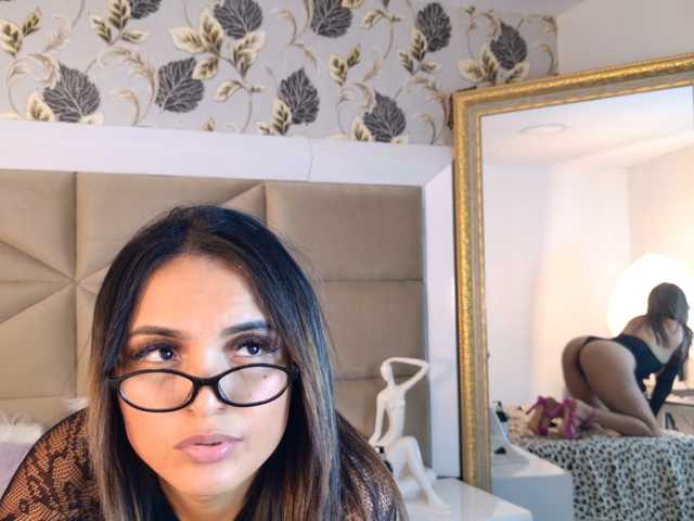 ElizaGiancini live cam on BongaCams