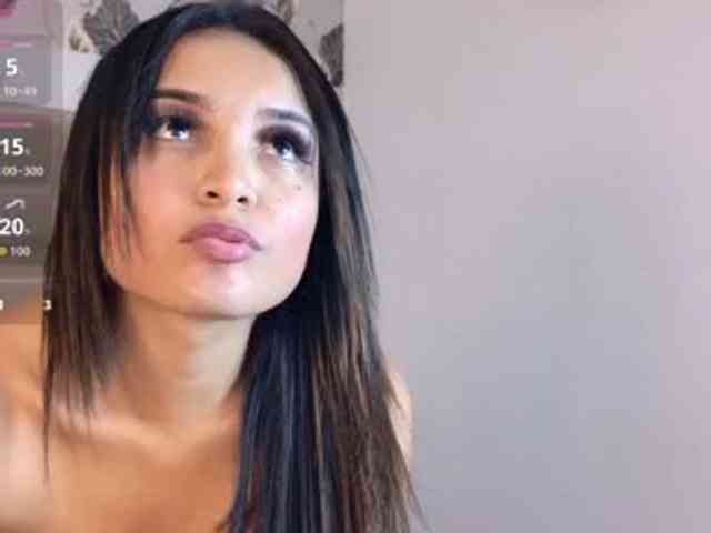 ElizaGiancini webcam