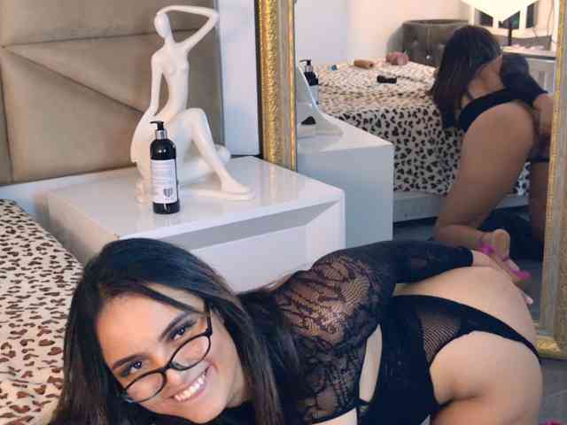 ElizaGiancini webcam