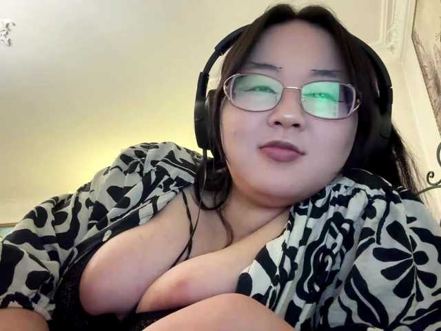 Feylinmay's BongaCams show and profile