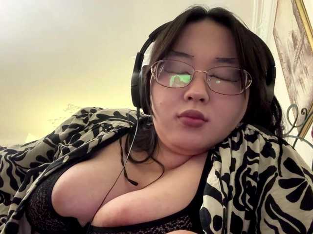 Feylinmay's BongaCams show and profile
