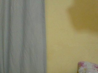 Henzelgylan27's Live Webcam