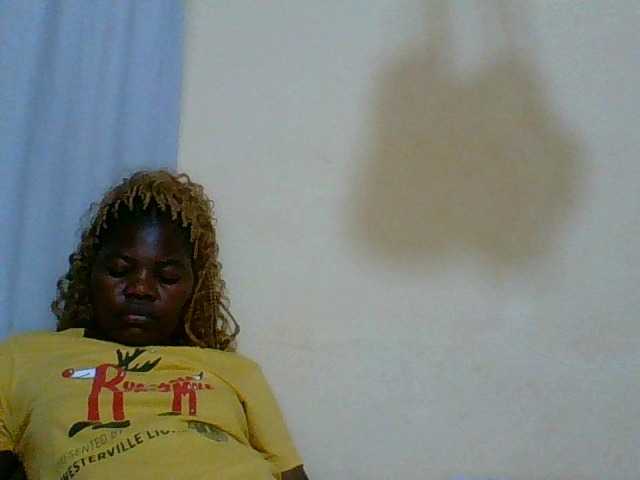 Henzelgylan27 live cam on BongaCams