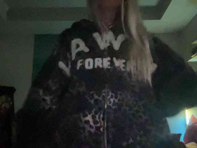 モデル: bunbunbunbun