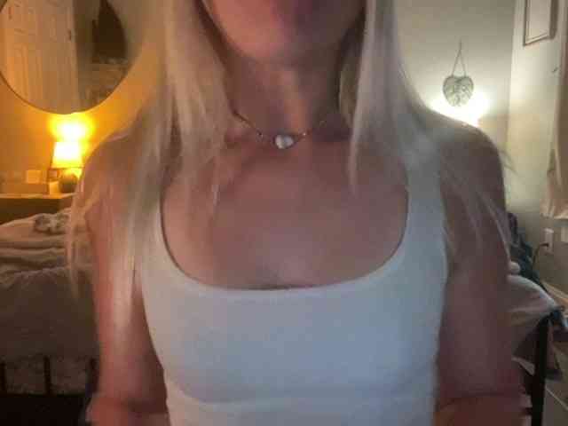 モデル: bunbunbunbun