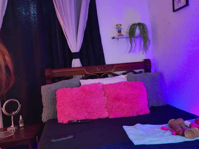 PeachNymph live cam on BongaCams