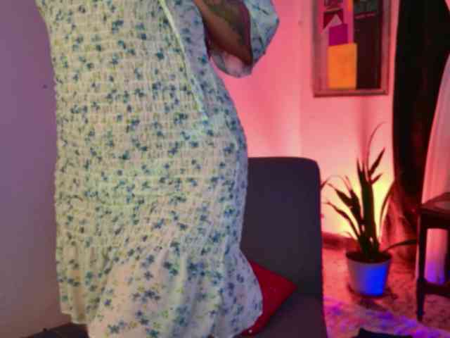 PeachNymph webcam