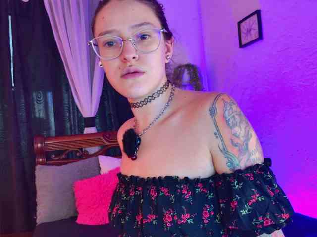 PeachNymph webcam