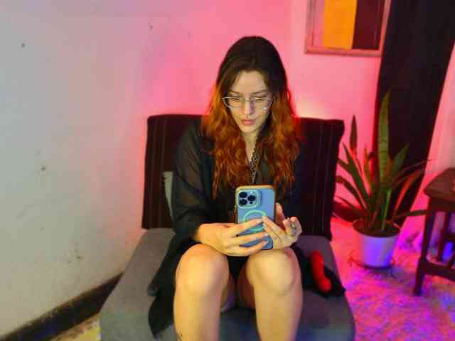 PeachNymph webcam