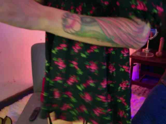 PeachNymph webcam