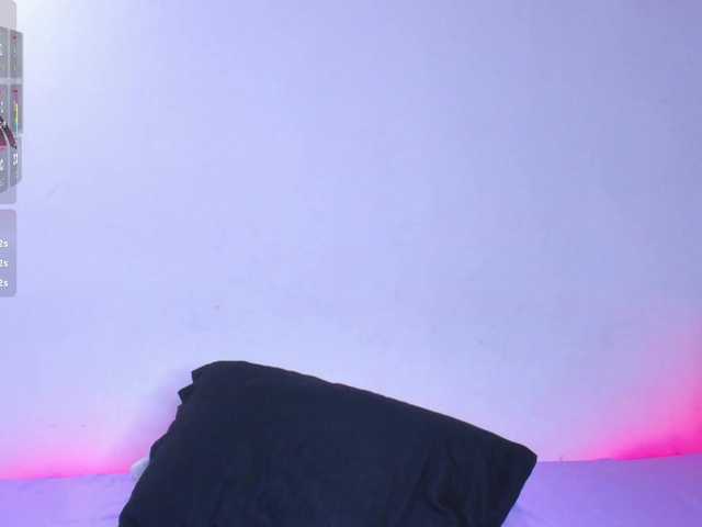 SweetLittleQueenBat live cam on BongaCams