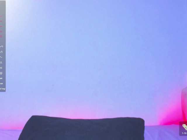 SweetLittleQueenBat live cam on BongaCams