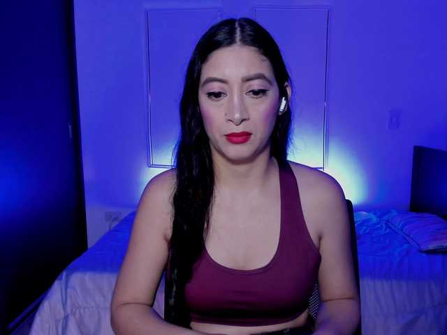 andreamartinez live cam on BongaCams