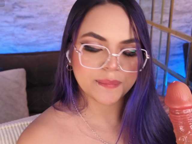 annemallow live cam on BongaCams