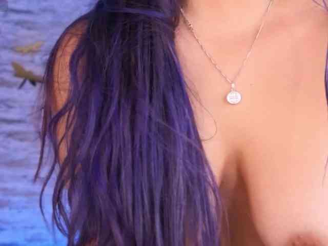 AnneMarie webcam