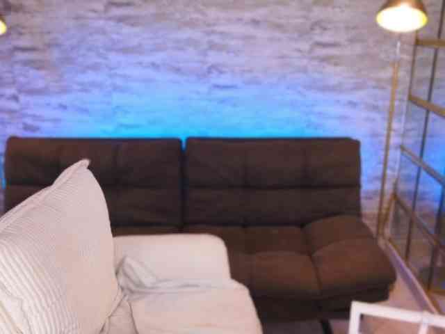 AnneMarie webcam