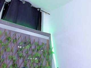 itswet-horny Porn Show