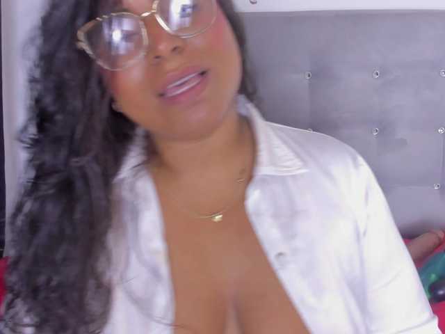 itswet-horny live webcam show