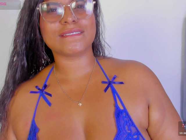 itswet-horny live cam on BongaCams