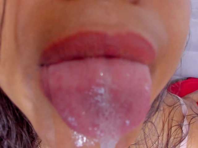 itswet-horny live webcam show
