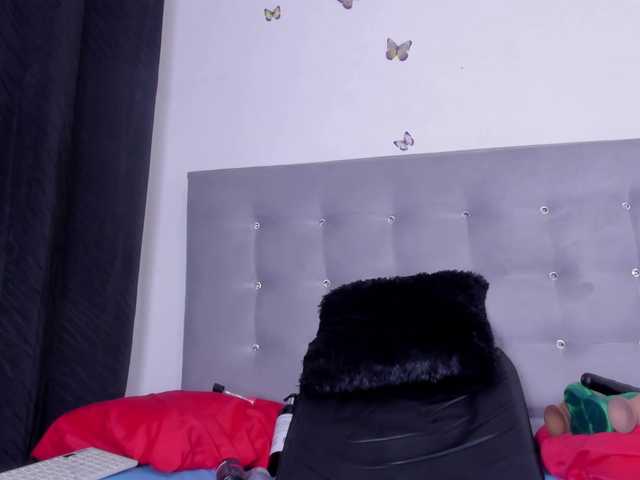 itswet-horny live webcam show